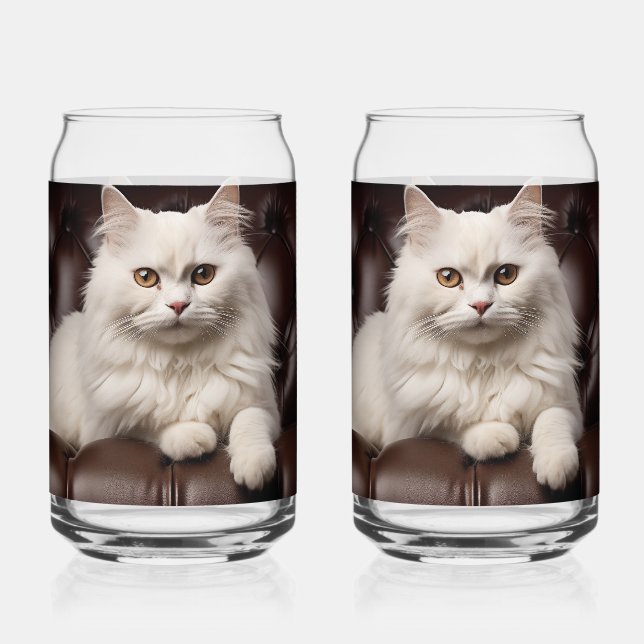 Verre Canette Majestic white cat (Recto)
