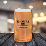 Verre Canette Nom personnalisé Stylish Groomsman Proposition Biè<br><div class="desc">Vous cherchez une façon unique de demander à vos amis d'être votre toiletteur? Découvrez nos verres à bière personnalisés ! Ajoutez leur nom, leur date et leur rôle pour créer un cadeau vraiment spécial qu'ils aimeront. Notre design élégant, classique et moderne est parfait pour n'importe quel thème mariage. Ces lunettes...</div>