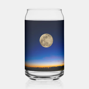Verre Canette Pleine lune qui monte au-dessus du coucher du sole
