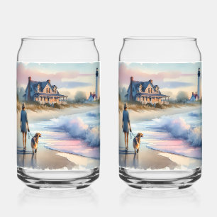 Verre Canette Promenade côtière jusqu'au phare au coucher du sol