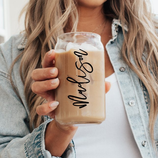 Verre Canette Script moderne Nom du cadeau de la servante d'accu (Créateur téléchargé)