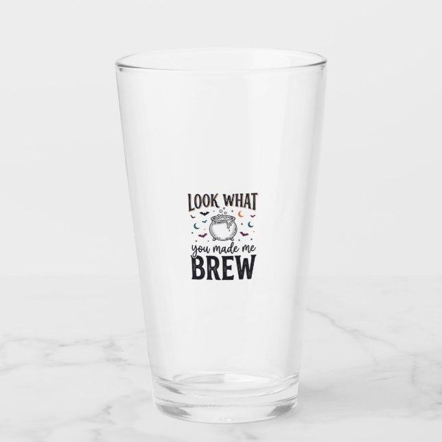 Verre Citation drôle de sorcière d'Halloween Regarde ce  (Devant)