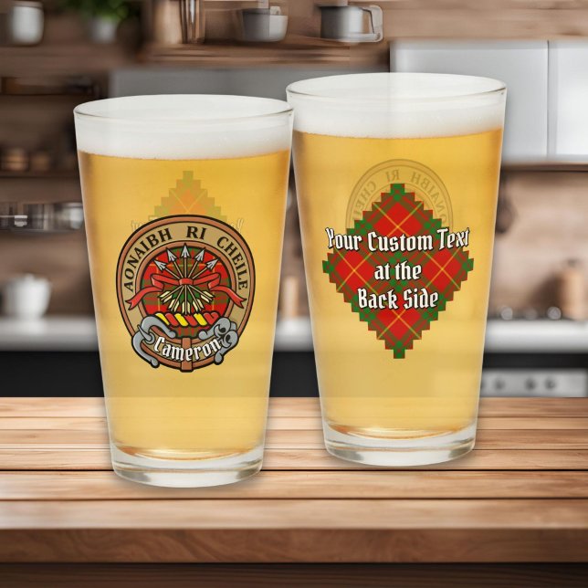 Verre Clan Cameron Crest sur Tartan (Créateur téléchargé)