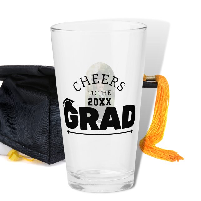 Verre Classe de Cheers à la Grad (Créateur téléchargé)