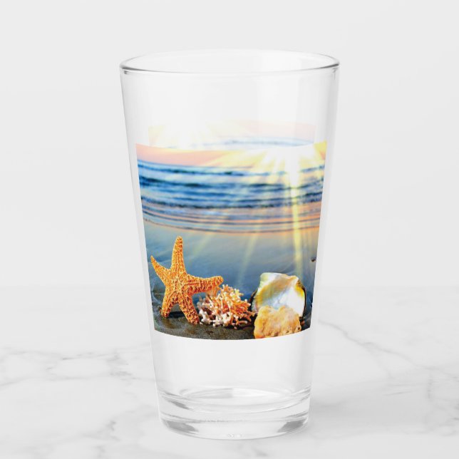 Verre Coquillages marins et étoiles de mer sur la plage (Devant)