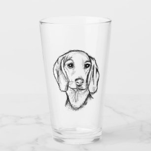 Verre croquis de teckel dessiné à la main en noir et bla