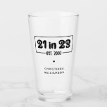 Verre Custom 21st Birthday Cadeau 21 en 23 Est 2002<br><div class="desc">Custom 21st Birthday Celebration 21 in 23 Est 2002 Cadeaux d'anniversaire!</div>