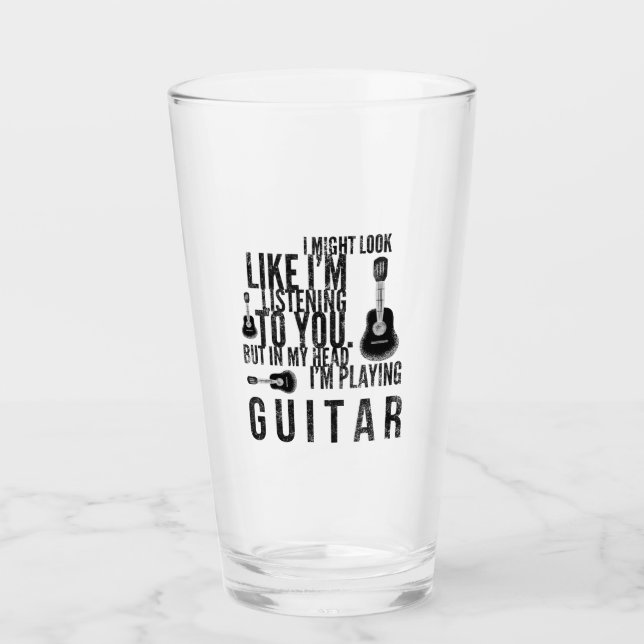 Verre dans ma tête, je joue de la guitare (Devant)
