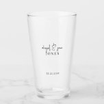 Verre de bière personnalisé mariage<br><div class="desc">Verre de bière mariage. Noms et année personnalisés.</div>