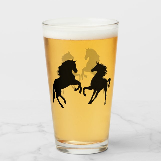 Verre de Cheval Noir droit (Devant (rempli))