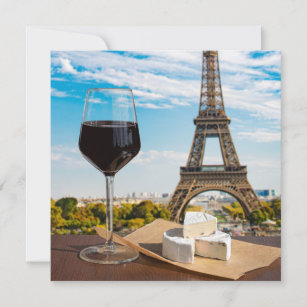 Verre de vin au brie sur la tour Eiffel