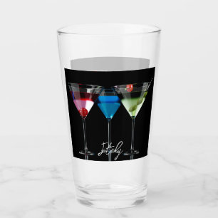 Verre Différents cocktails dans des lunettes à martini n