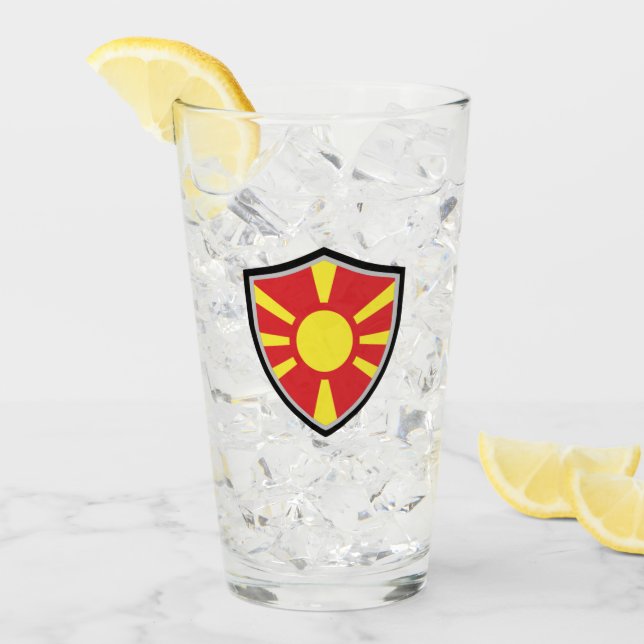 Verre Drapeau de la Macédoine du Nord (Devant glace)