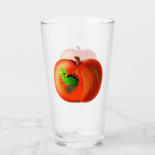 Verre drôle avec ver heureux dans la Pomme Rouge