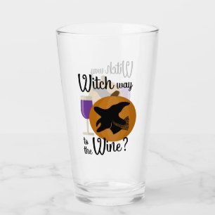 Verre Drôle Halloween sorcière chemin vers le Citrouille