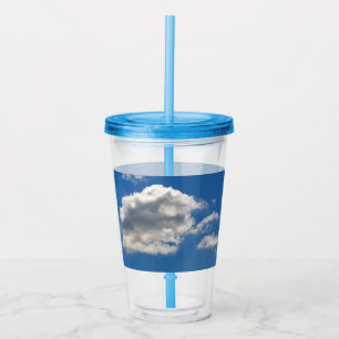 Verre En Acrylique Le ciel est bleu et les nuages blancs passent