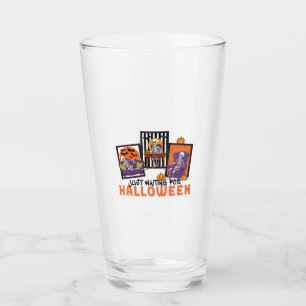 Verre En attente de l'ambiance d'Halloween et d'automne