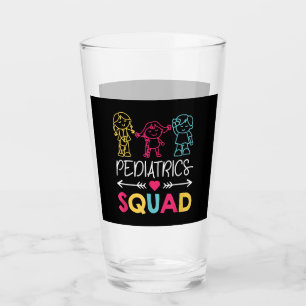 Verre Équipe de pédiatrie Infirmière mignonne