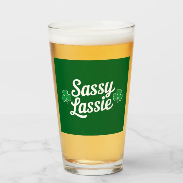 Verre Fête de la Saint-Patrick Sassy Lassie Drôle d'Irla (Devant (rempli))