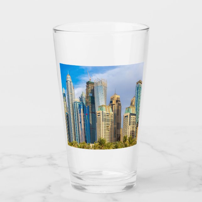 Verre gratte-ciel moderne de Dubaï Corniche (Devant)