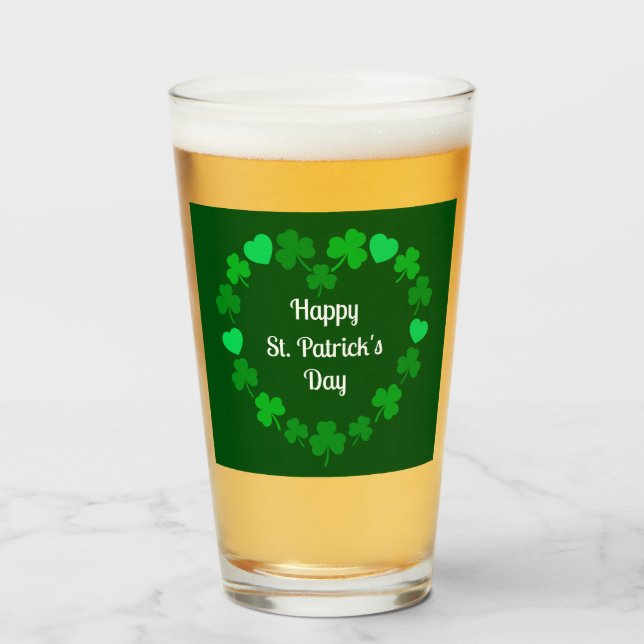 Verre Happy St. Patrick's Day Shamrock and Heart Wreath (Devant (rempli))