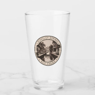 Verre Illustration Badge de Berkeley Springs Virginie Oc