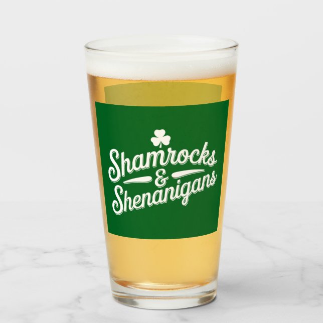 Verre Joyeuse Saint-Patrick Chance Shamrock & Shenanigan (Devant (rempli))