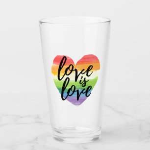Verre L'amour est l'amour Coeur d'aquarelle arc-en-ciel