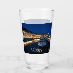 Verre Le quartier de La Valette au bord de l'eau avec pe