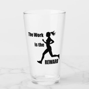 Verre L'Oeuvre Est La Femme Récompensée Coureur