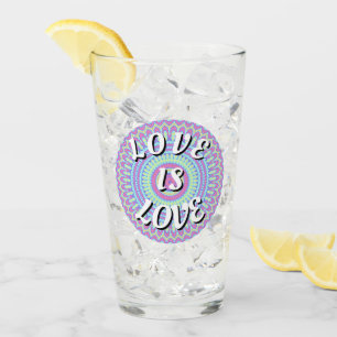 Verre Love Is Love Fierté