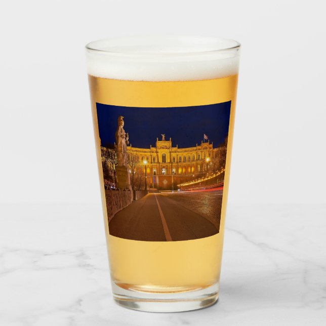 Verre Maximilianeum Munich (Devant (rempli))