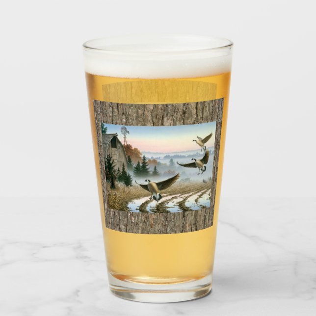 Verre Oies dans un champ de ferme (Devant (rempli))