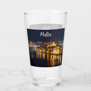 Verre Port de Malte illuminé la nuit