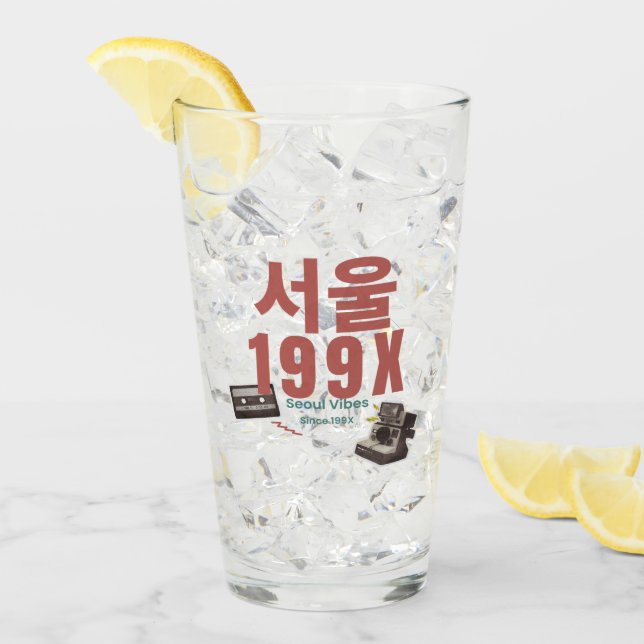 Verre Retro Seoul 199X Glass Mug – Street Vibes Edition (Devant glace)