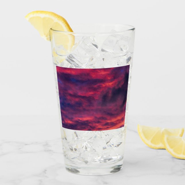 Verre rouge d'août (Devant glace)