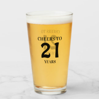 Verre Salutations à 21 ans