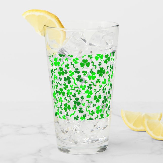 Verre St Patrick's Day Lucky Shamrocks Confetti Pattern (Devant glace)