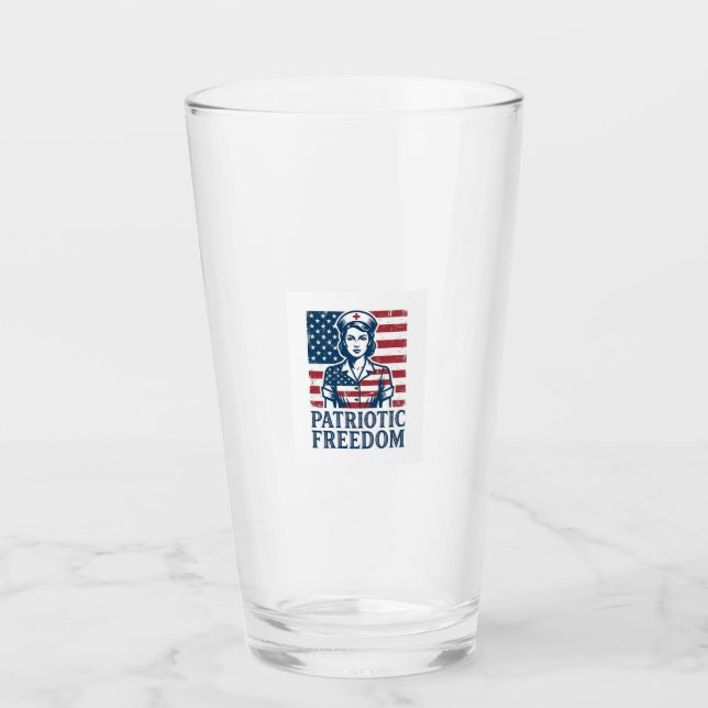 Verre Tee-shirt graphique vectoriel infirmière patriotiq (Devant)