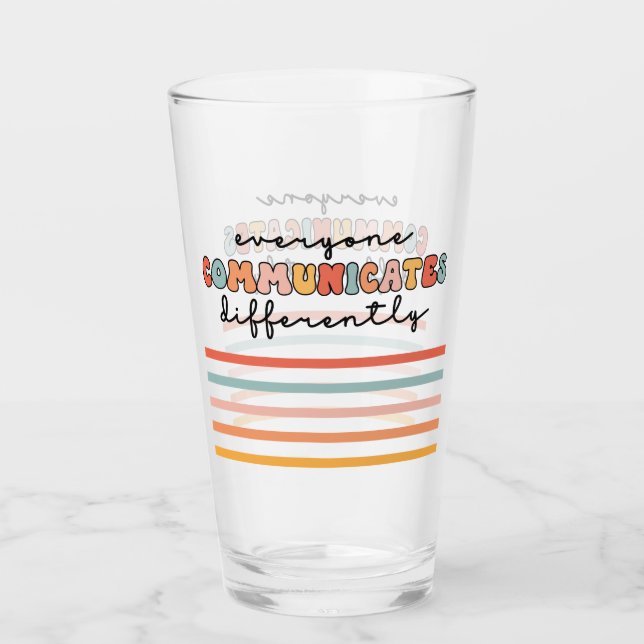 Verre Tout Le Monde Coloré Communique Différemment (Devant)