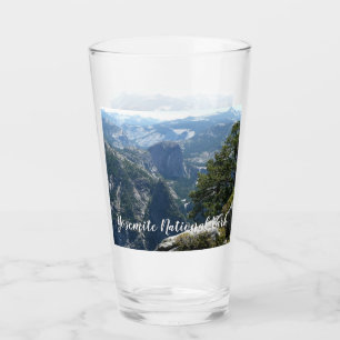 Verre Vue de Yosemite Mountain dans le parc national de 