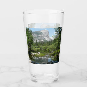 Verre Vue du lac Miroir dans le parc national de Yosemit