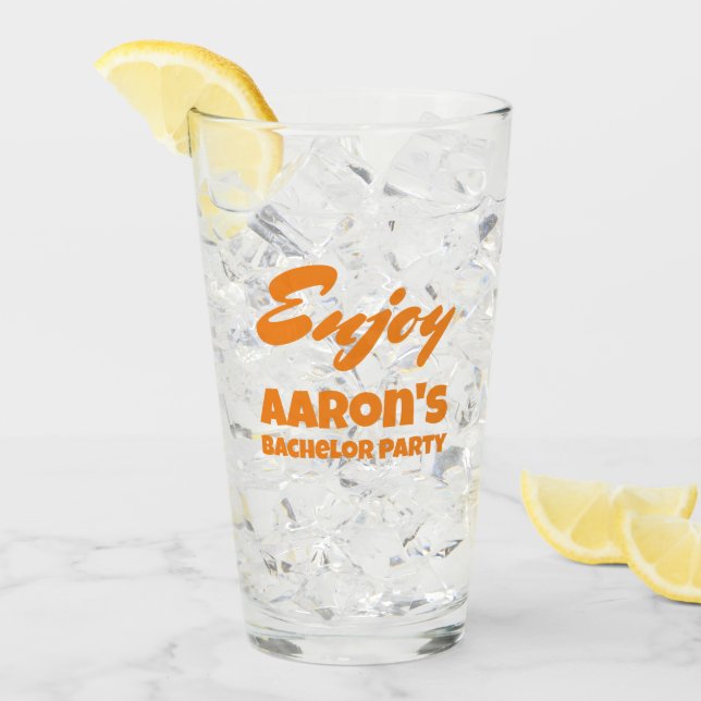 Verre Vue pittoresque à la soirée de baccalauréat de nui (Devant glace)