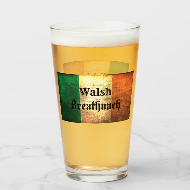 Verre Walsh Surname sur Irish Flag (Devant (rempli))