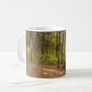 Vers Le Bas Et Autour De La Mug De Café