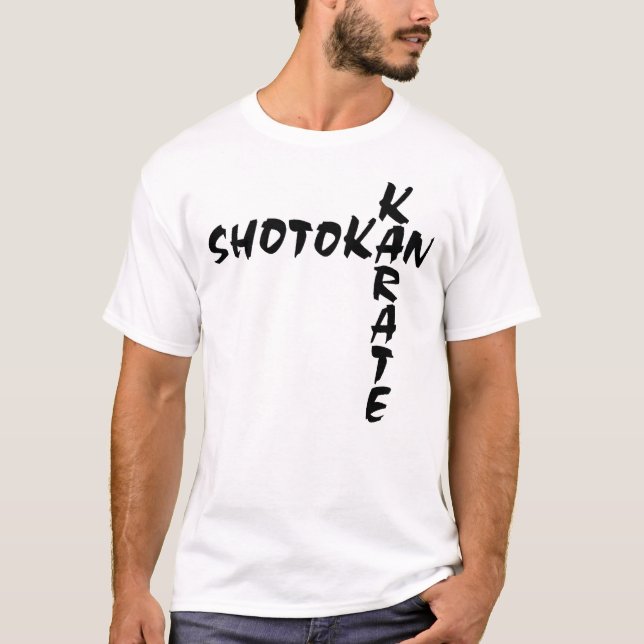Vers le haut de et vers le bas de Shotokan karaté (Devant)