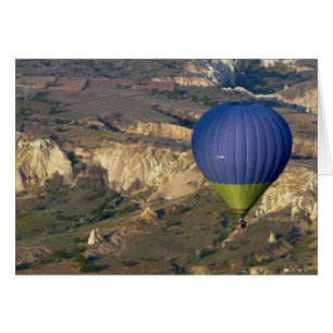 Vers le haut de, vers le haut de et loin