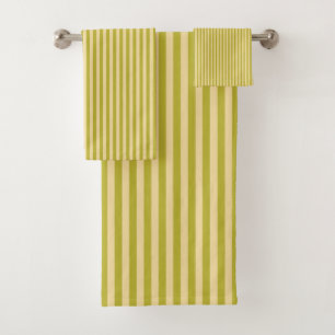 Vert jaunâtre et crème à la beurre