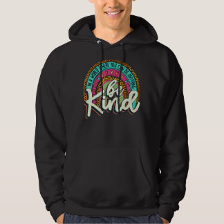 Veste À Capuche Dans Un Monde Où L'On Peut Être N'Importe Quoi Pou