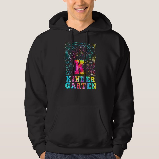 Veste À Capuche Équipe Tie Dye Kindergarten Typographie maternelle (Devant)
